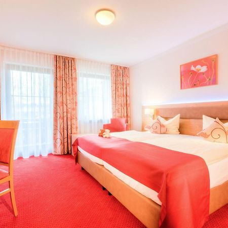 Stroebinger Hof - Therme Wellness Resort Bad Endorf Bagian luar foto