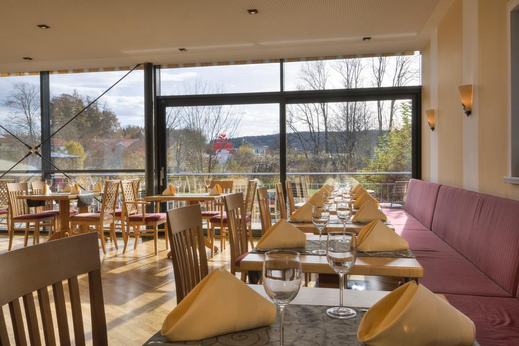 Stroebinger Hof - Therme Wellness Resort Bad Endorf Bagian luar foto