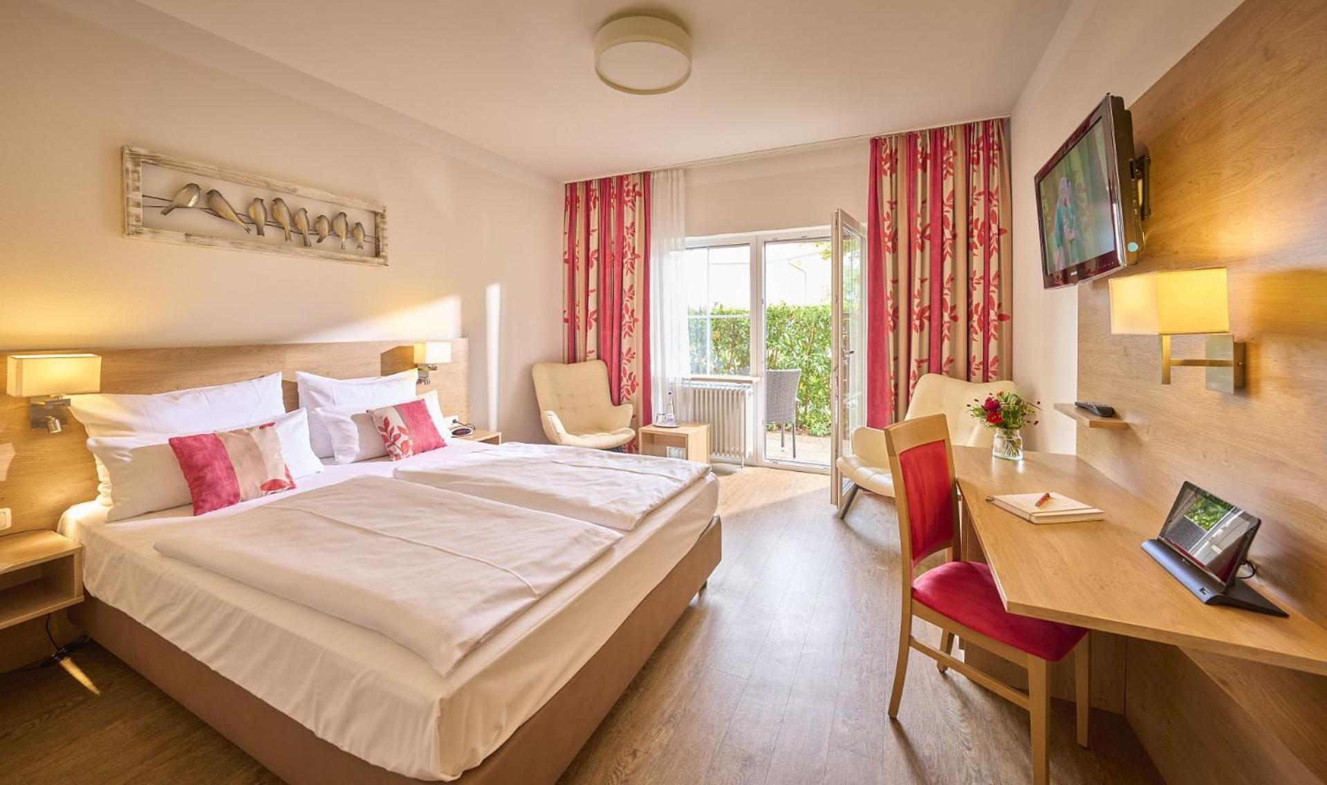 Stroebinger Hof - Therme Wellness Resort Bad Endorf Bagian luar foto