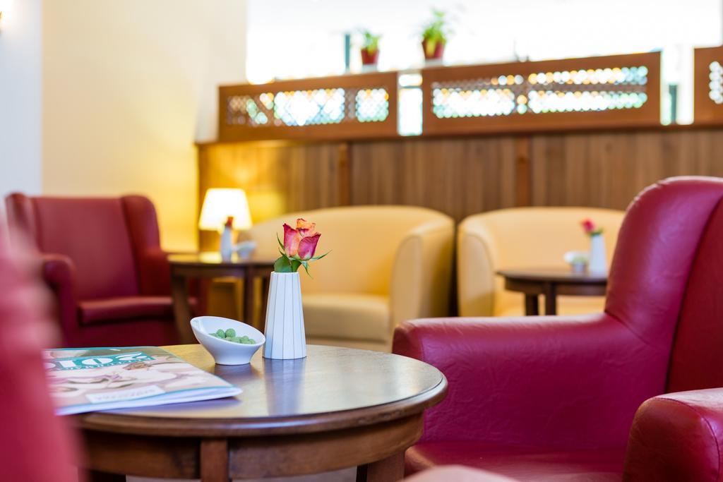 Stroebinger Hof - Therme Wellness Resort Bad Endorf Bagian luar foto
