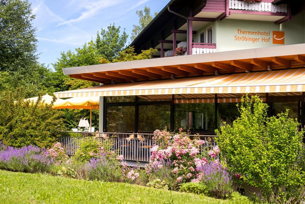 Stroebinger Hof - Therme Wellness Resort Bad Endorf Bagian luar foto