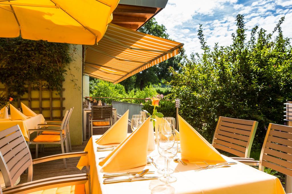 Stroebinger Hof - Therme Wellness Resort Bad Endorf Bagian luar foto